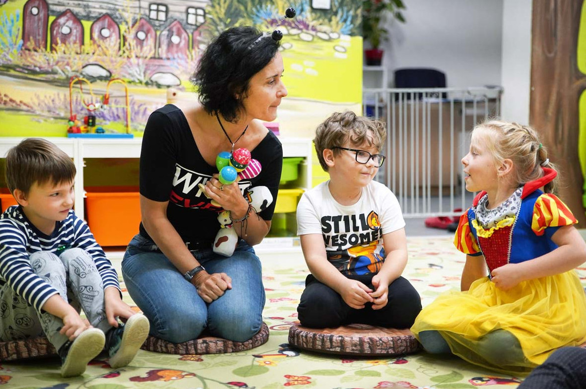 Embera Center anglických školkách