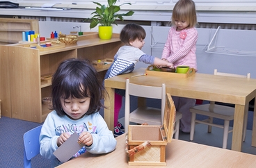 International Montessori School of Prague anglickými školkami