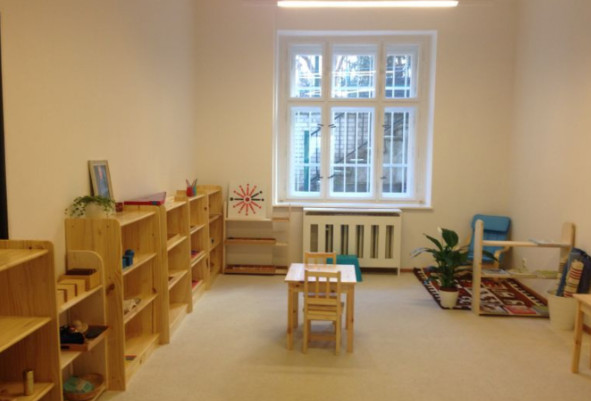 Montessori Wonderworld anglickými školkami